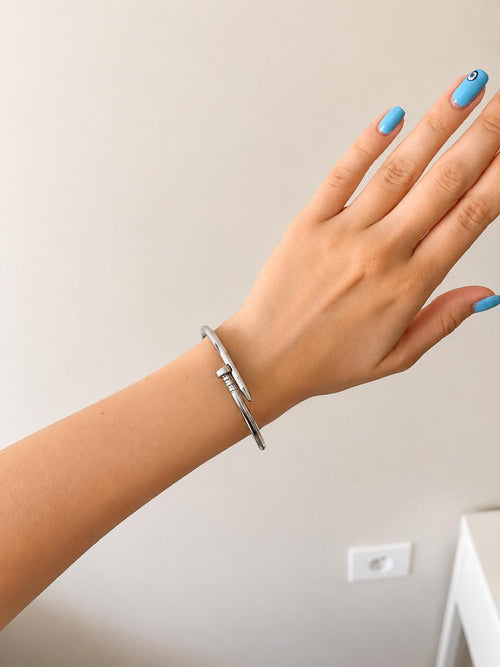 Çivi Model Silver Bileklik