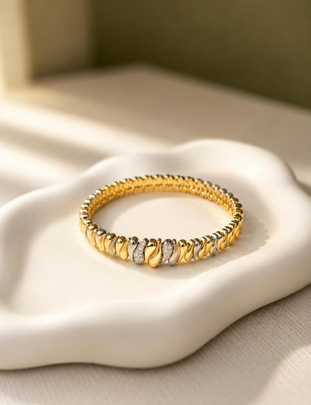 Gold Yin Yang Taşlı Bileklik