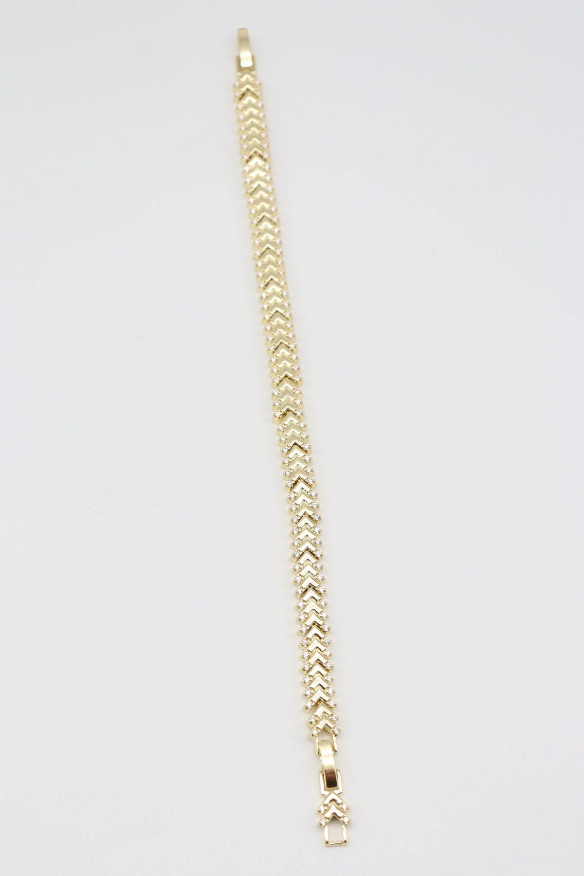 Hasır Kadın  Gold Renk Zincir Detaylı Bileklik (17+2cm)